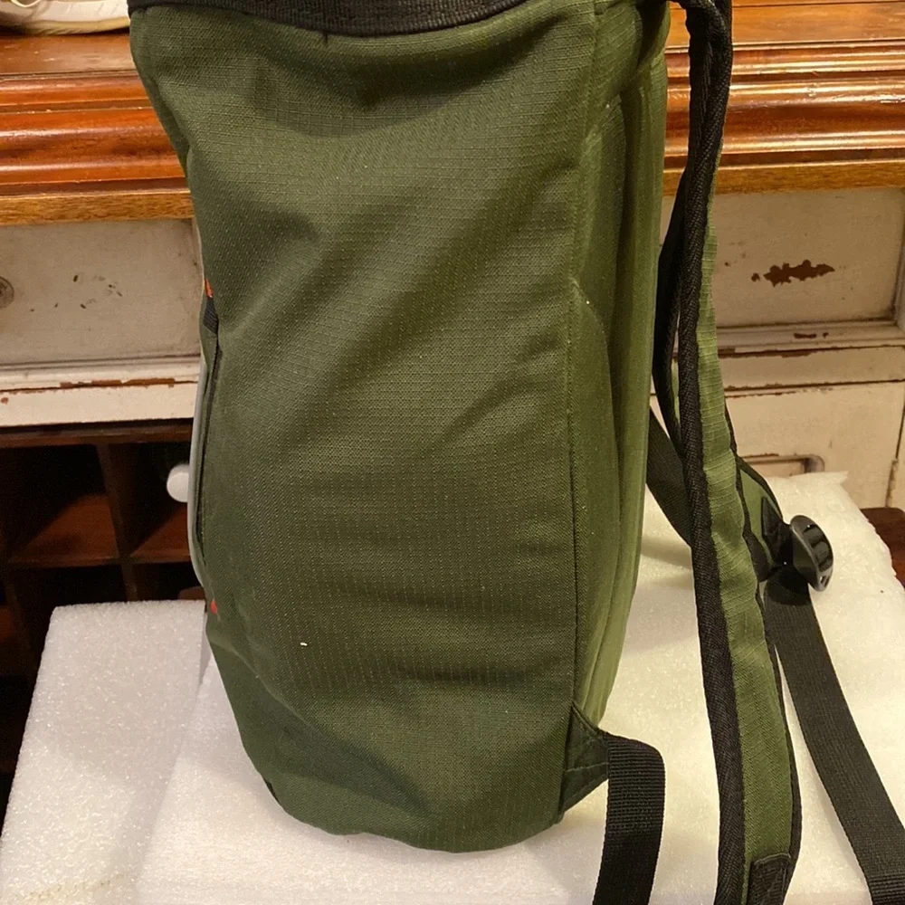 Swiss Gear Urban Trekker Backpack Model CP110 SwissGear Green Olive Black
